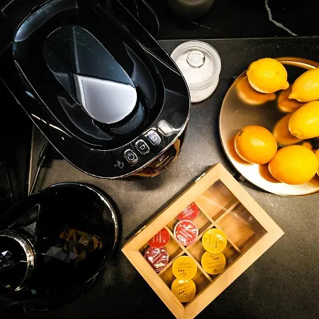 Mood Ilumino Centrum * Λοτζ